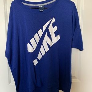 Slouchy Nike Tee